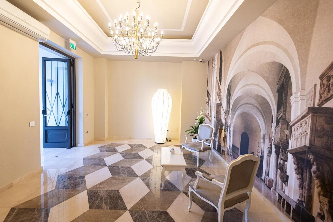 Suites & Apartments Liola' Castrocielo Bagian luar foto